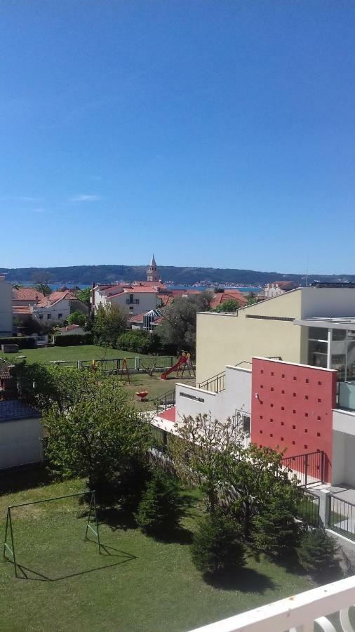 Apartman Jezidzic Каштела Екстер'єр фото