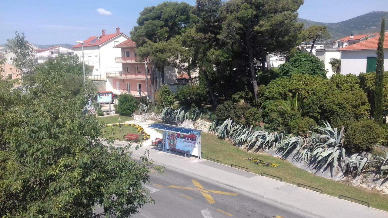Apartman Jezidzic Каштела Екстер'єр фото