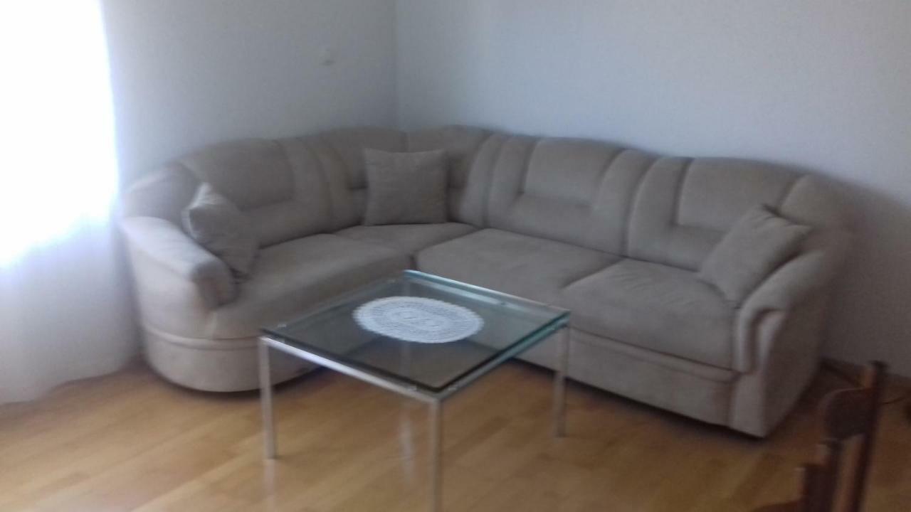 Apartman Jezidzic Каштела Екстер'єр фото