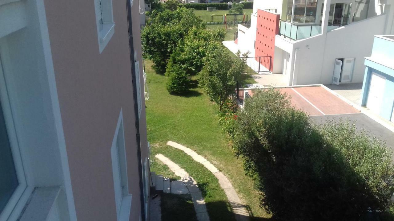 Apartman Jezidzic Каштела Екстер'єр фото